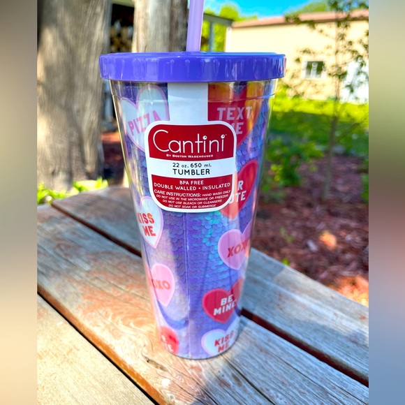 Sparkly Sequined Valentines Cold Cup With Candy Hearts - Picture 2 of 6